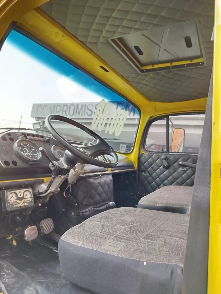 MERCEDES-BENZ 1313 Truck ano e mod 80