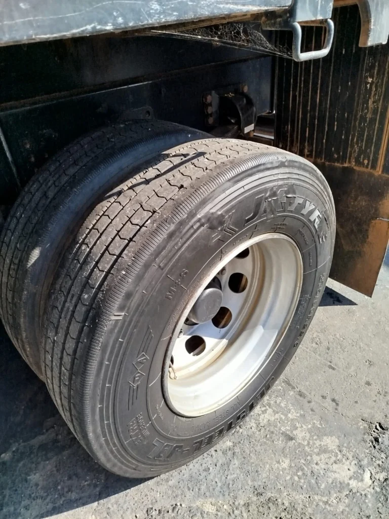 Ford Cargo 2428 Graneleiro Bi Truck, Ano e Mod 2011