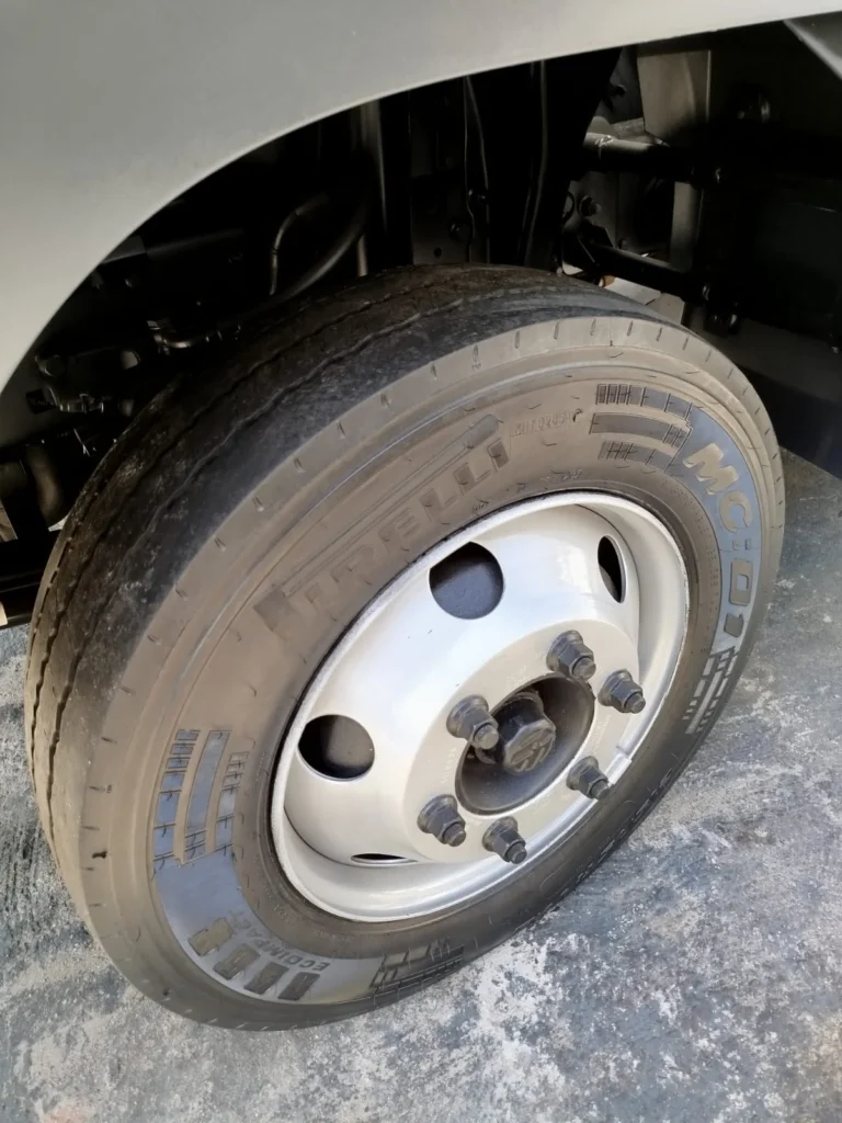 Volkswagen 9.160 3/4 Baú Ano 2013 Mod 2014.