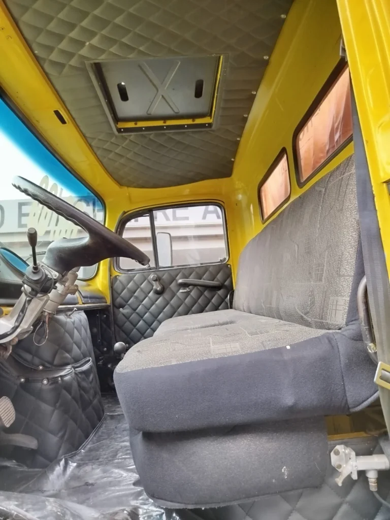 MERCEDES-BENZ 1313 Truck ano e mod 80