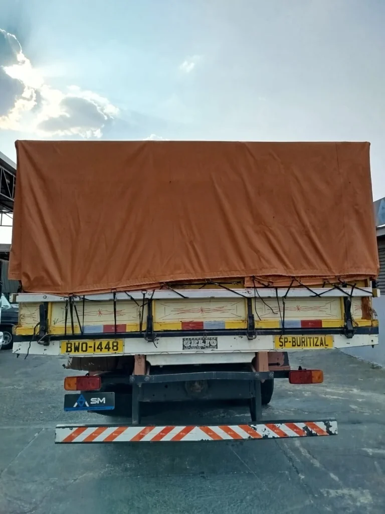 MERCEDES-BENZ 1313 Truck ano e mod 80