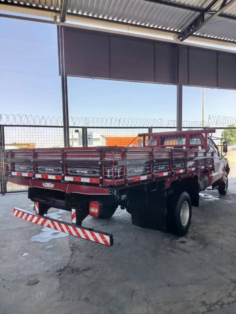 F4000 Ano e Mod 2008