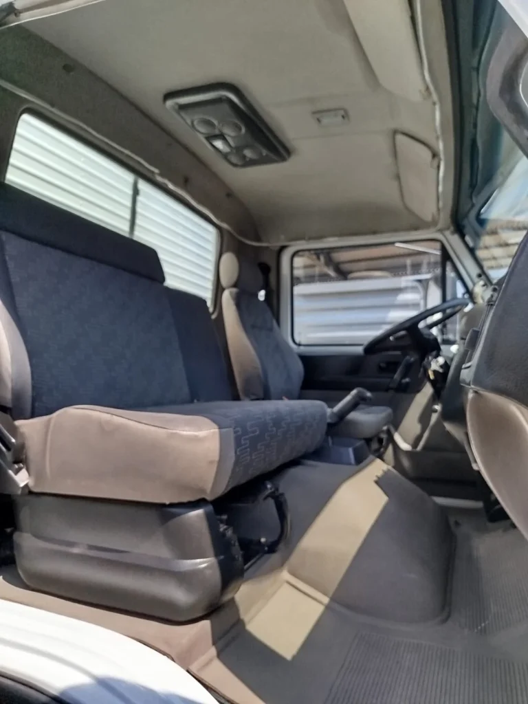 Volkswagen 9.160 3/4 Baú Ano 2013 Mod 2014.