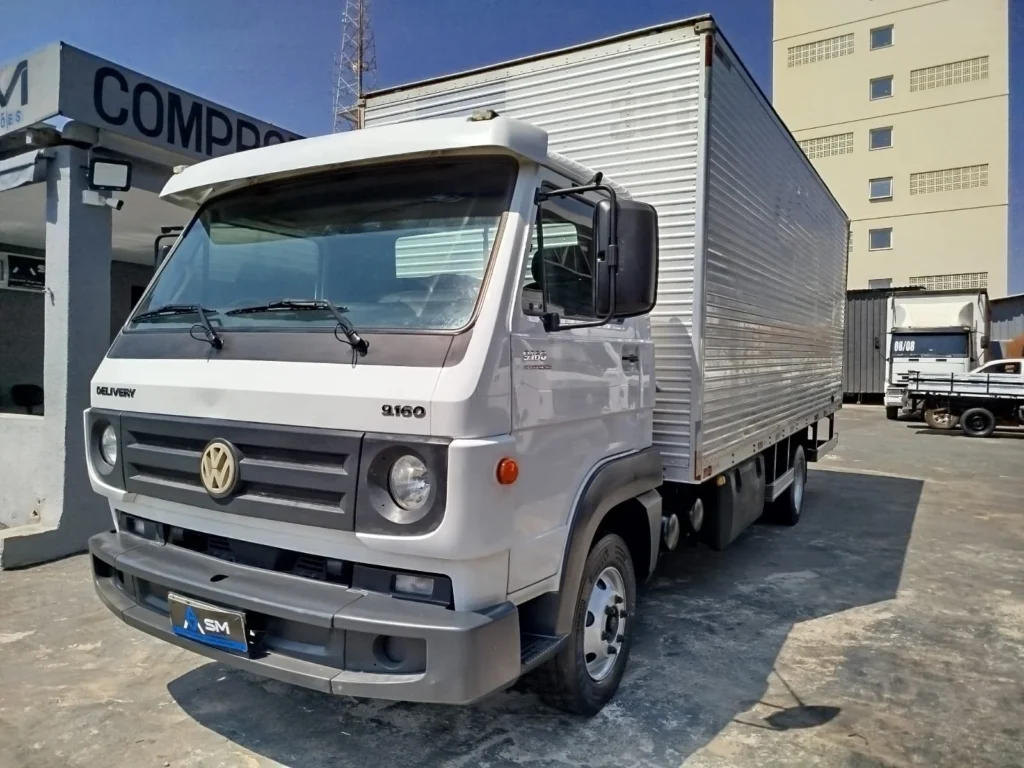 Volkswagen 9.160 3/4 Baú Ano 2013 Mod 2014.